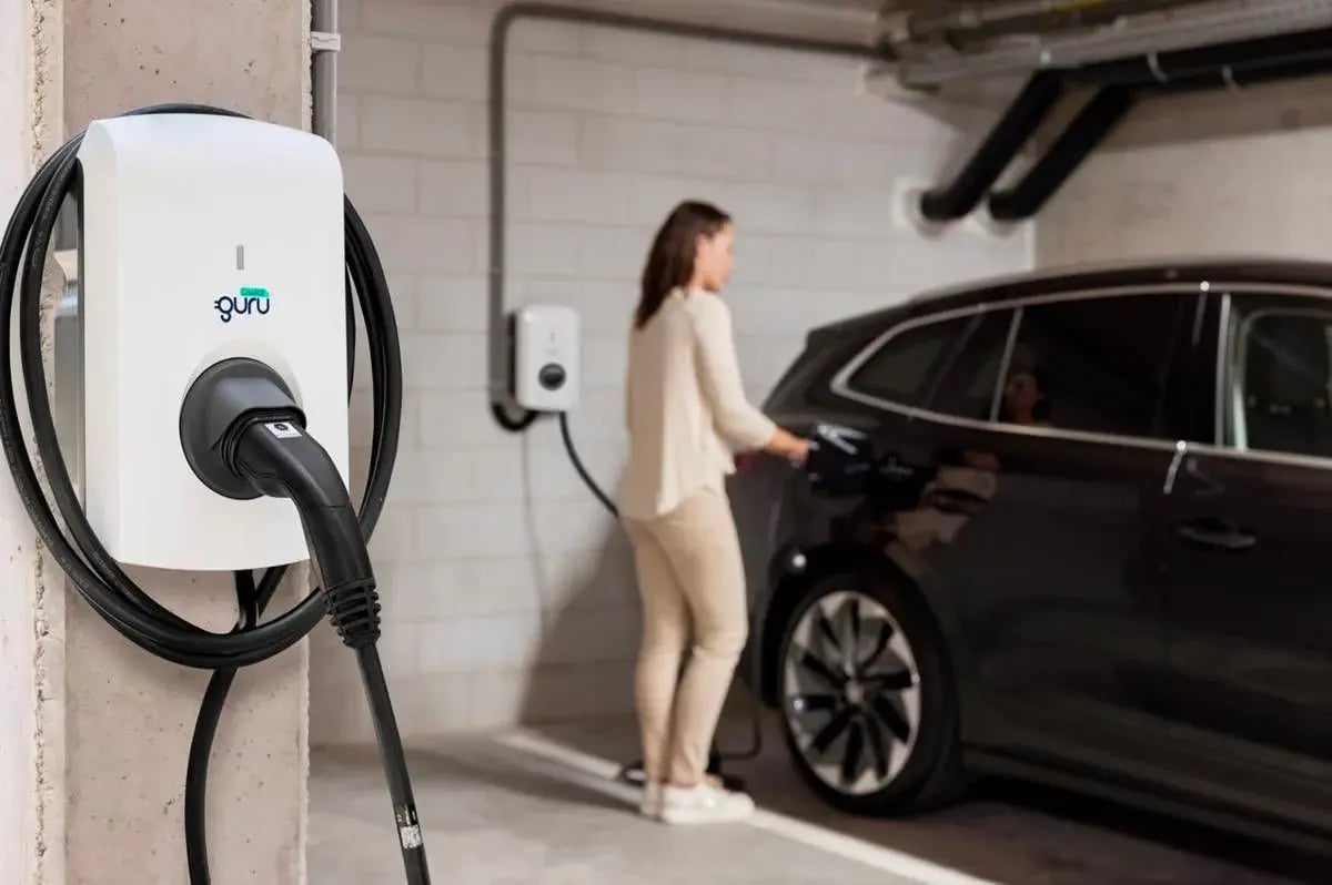 instalar-cargador-en-parking-de-residentes-PAR
